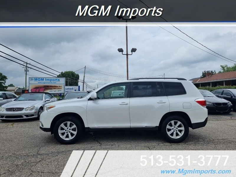 2011 Toyota Highlander - Image 2 of 20