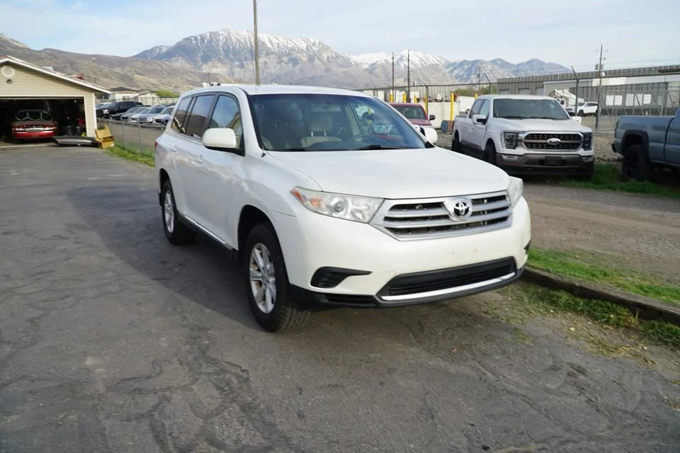 2011 Toyota Highlander - Image 15 of 20