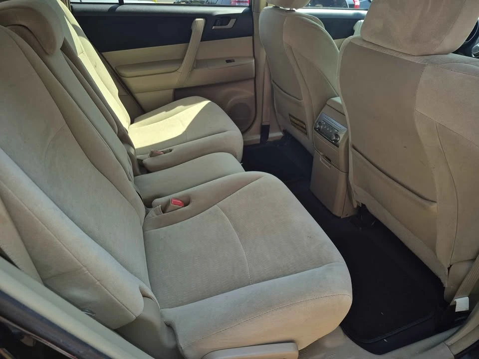 2011 Toyota Highlander - Image 5 of 7