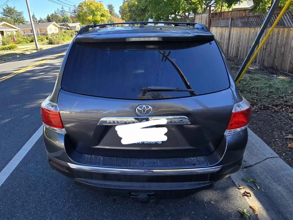 2011 Toyota Highlander - Image 5 of 13