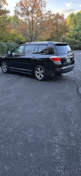 2011 Toyota Highlander - Image 4 of 19