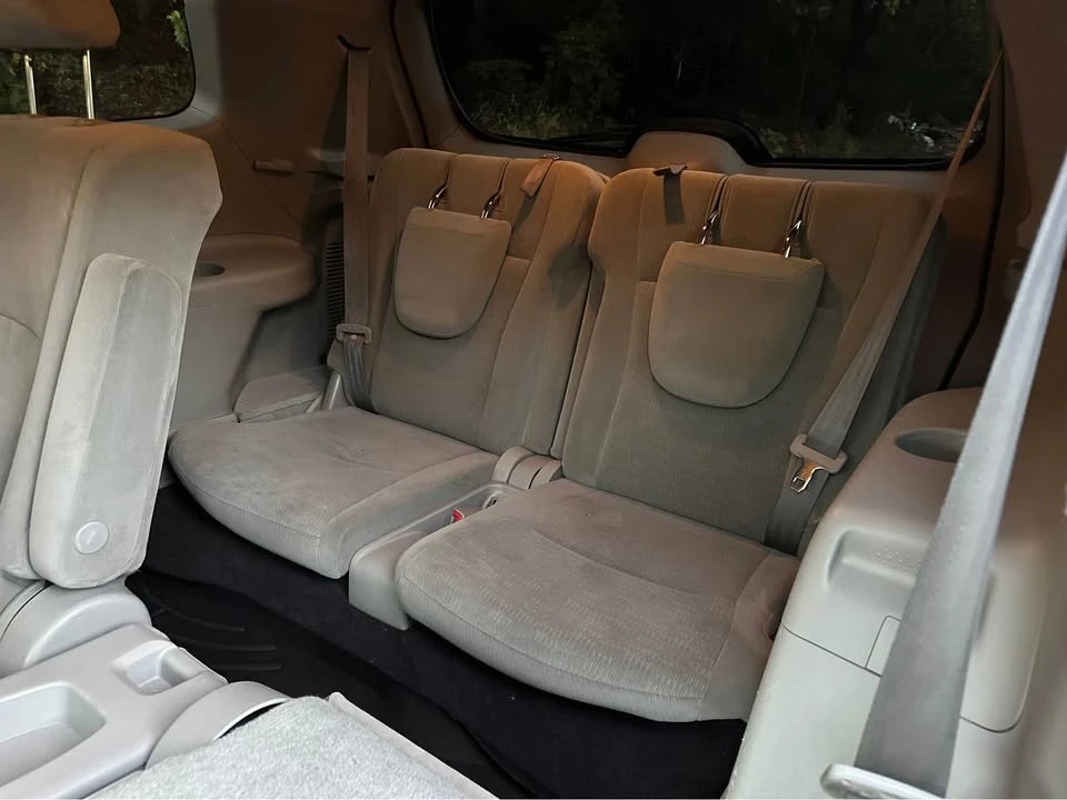 2011 Toyota Highlander - Image 9 of 18