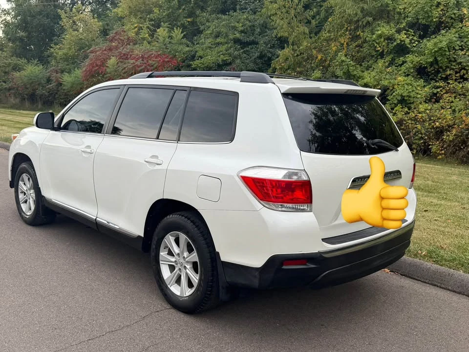 2011 Toyota Highlander - Image 5 of 16