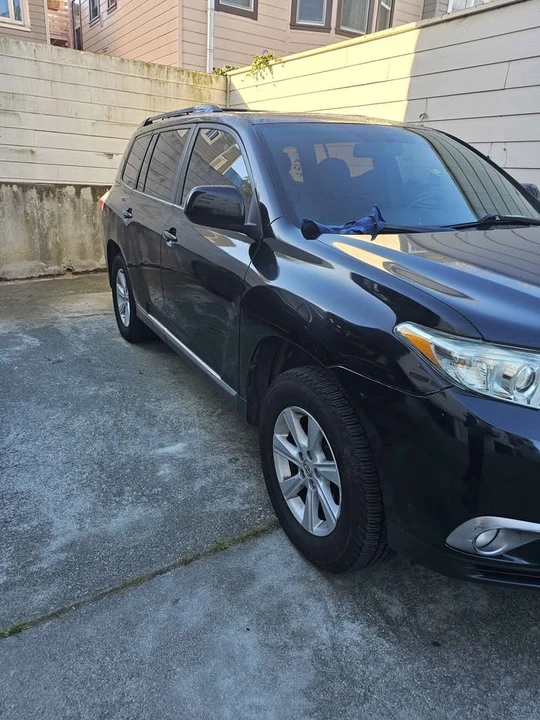 2011 Toyota Highlander - Image 5 of 7