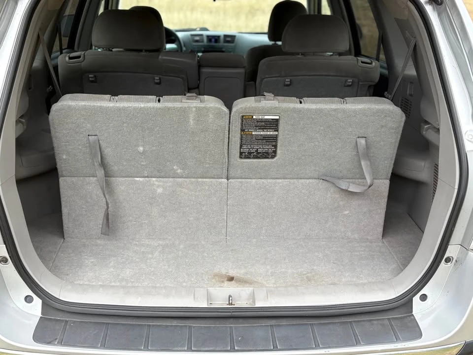2011 Toyota Highlander - Image 12 of 13
