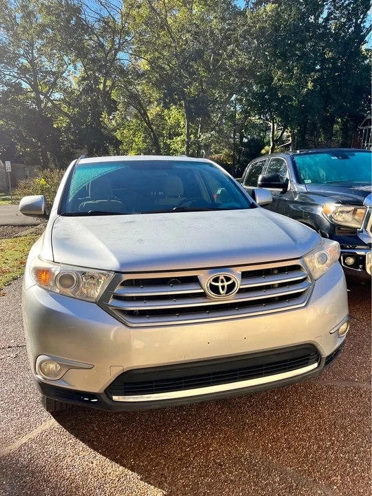 2011 Toyota Highlander - Image 7 of 11