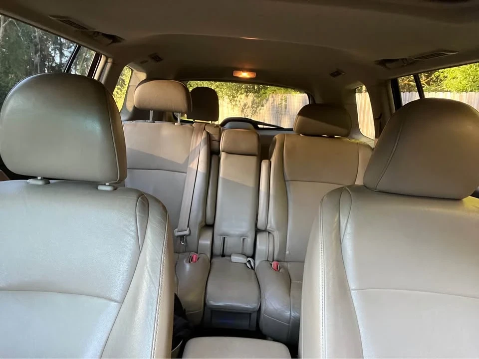 2011 Toyota Highlander - Image 7 of 10