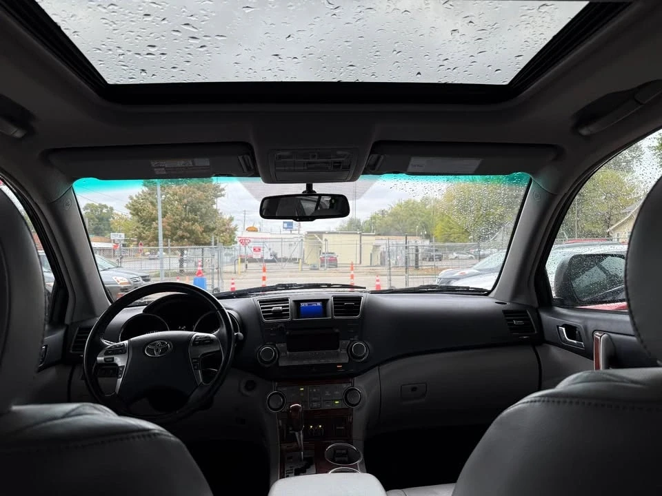 2011 Toyota Highlander - Image 13 of 13