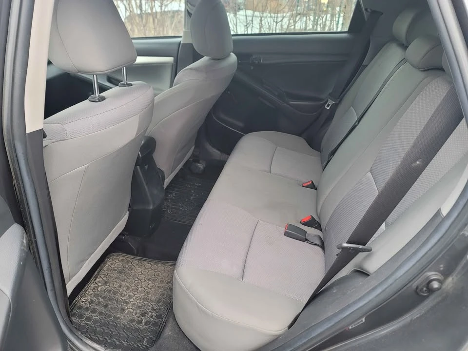 2011 Toyota Matrix 2nd Gen - Image 13 of 18
