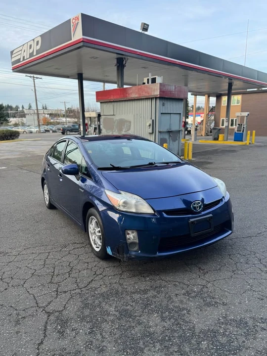2011 Toyota Prius 3rd Gen - Image 3 of 10