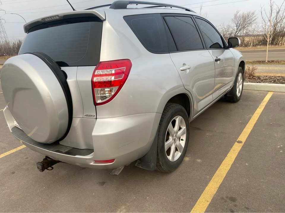 2011 Toyota RAV4 3rd Gen - Image 5 of 6
