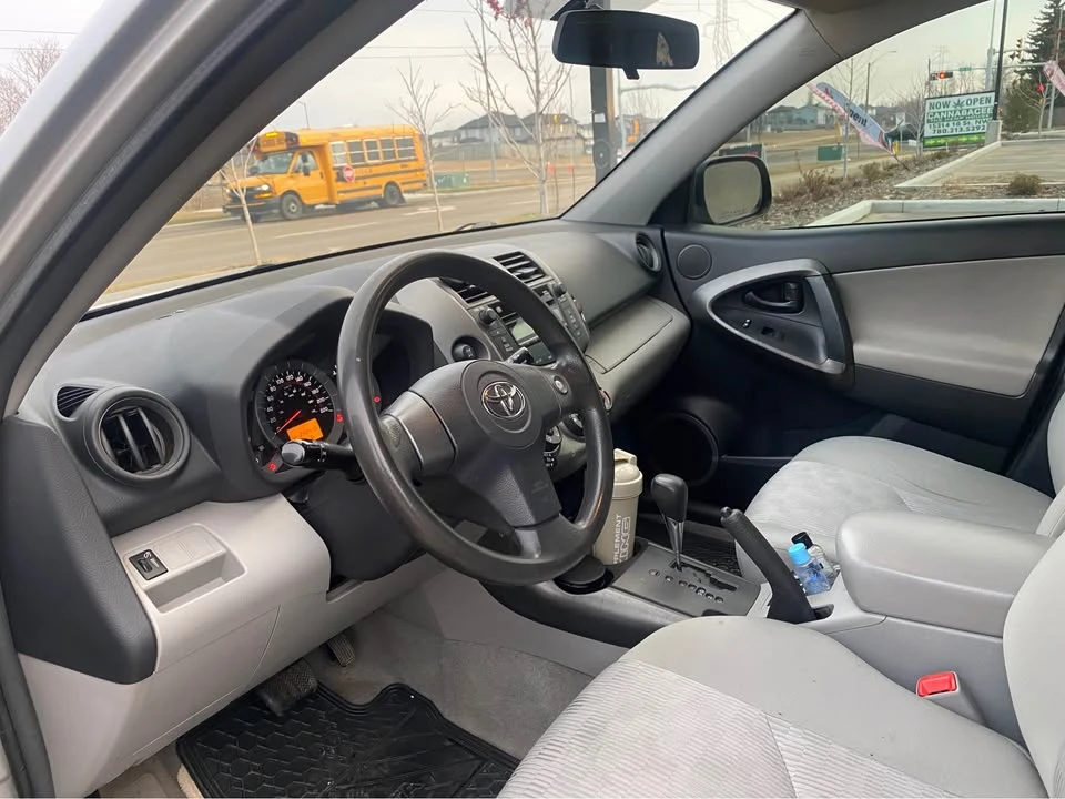 2011 Toyota RAV4 3rd Gen - Image 4 of 6