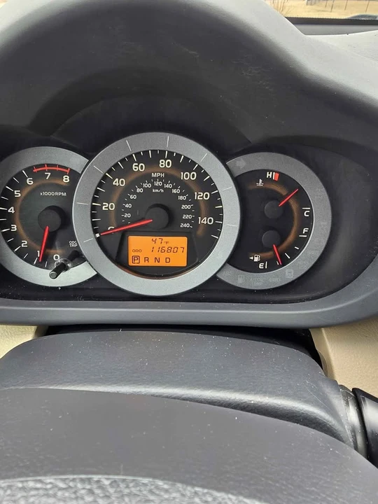 2011 Toyota RAV4 3rd Gen - Image 10 of 16