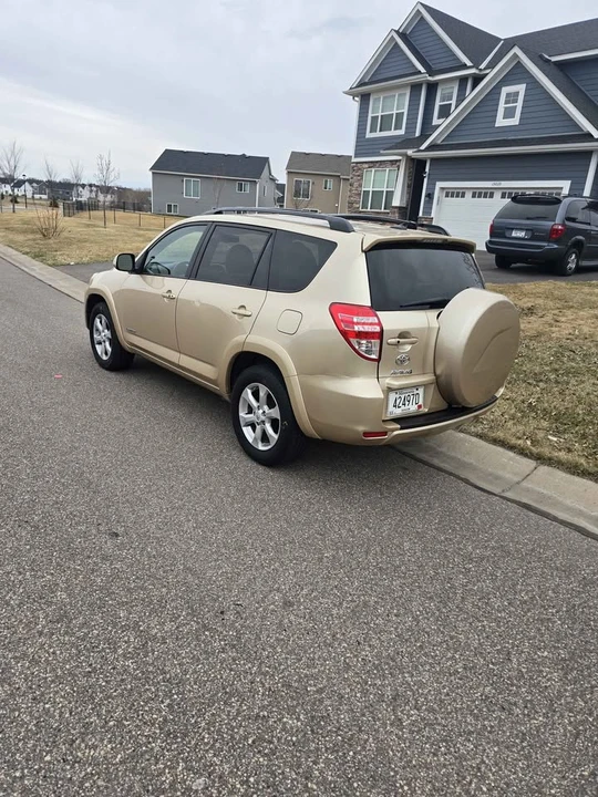 2011 Toyota RAV4 3rd Gen - Image 6 of 16