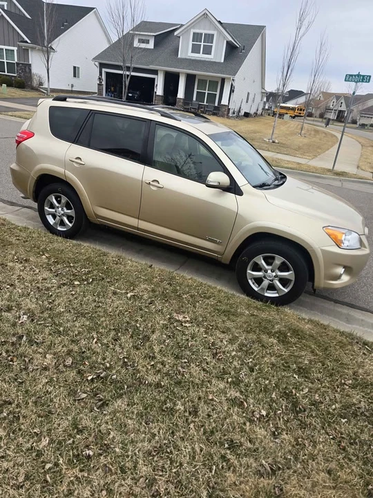 2011 Toyota RAV4 3rd Gen - Image 2 of 16