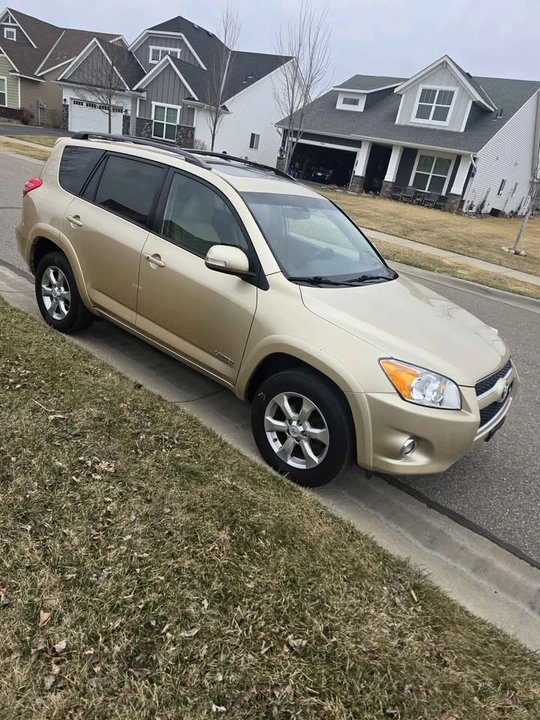 2011 Toyota RAV4 3rd Gen - Image 16 of 16