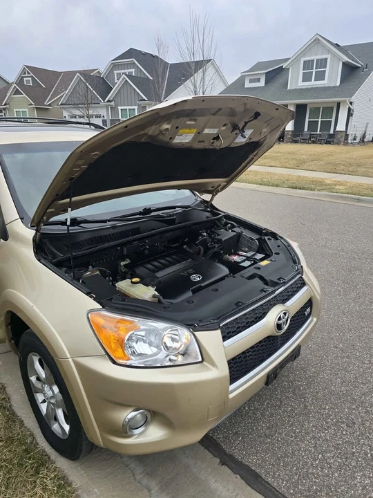 2011 Toyota RAV4 3rd Gen - Image 14 of 16