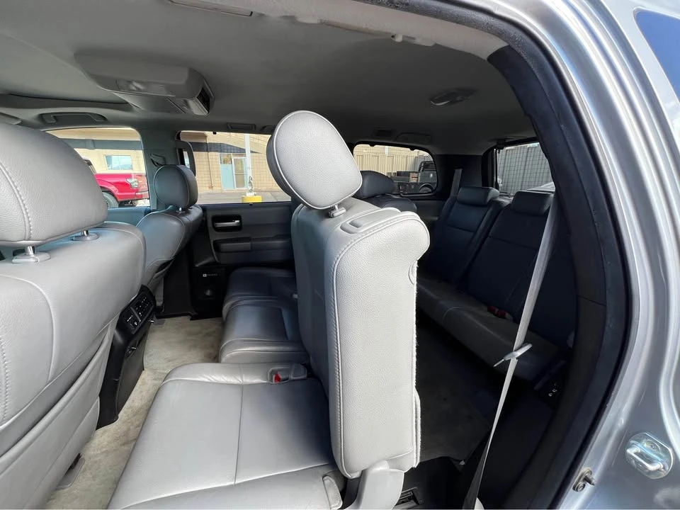 2011 Toyota Sequoia 2nd Gen - Image 7 of 10