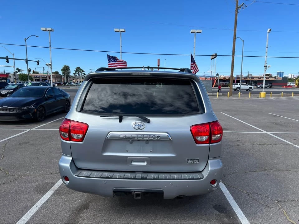 2011 Toyota Sequoia 2nd Gen - Image 5 of 10