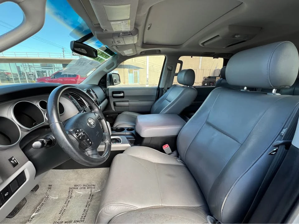 2011 Toyota Sequoia 2nd Gen - Image 8 of 10