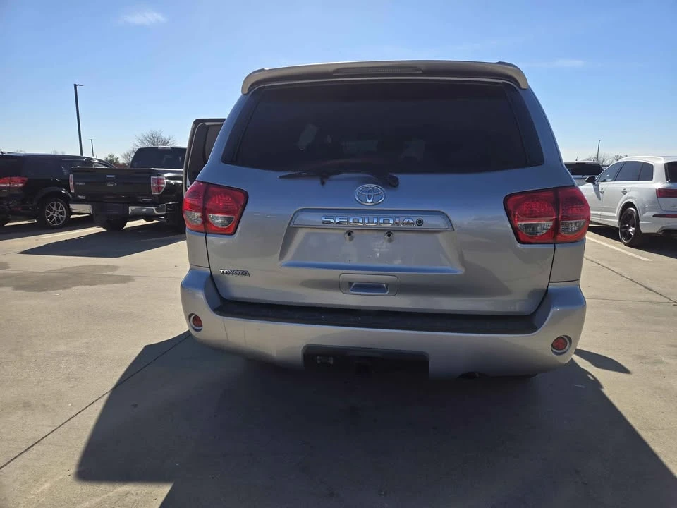 2011 Toyota Sequoia 2nd Gen - Image 13 of 20