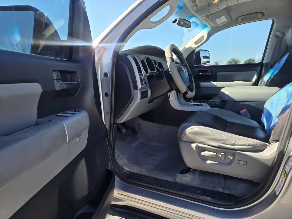 2011 Toyota Sequoia 2nd Gen - Image 8 of 20