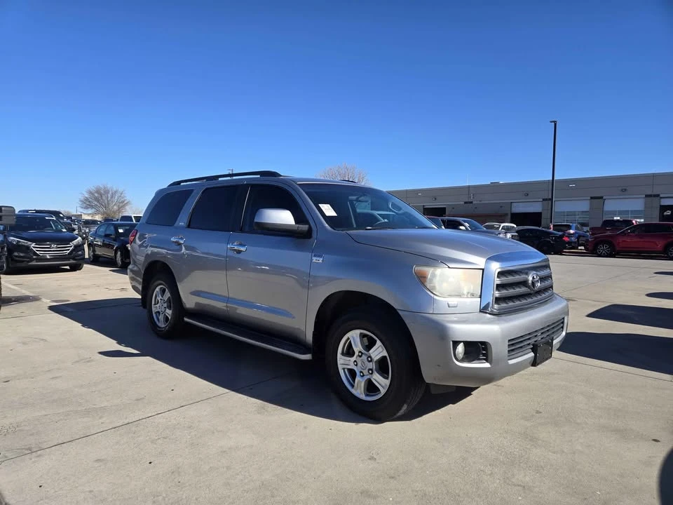 2011 Toyota Sequoia 2nd Gen - Image 2 of 20