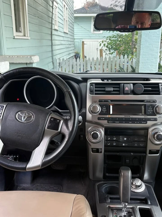 2011 Toyota 4Runner 5th Gen - Image 9 of 10