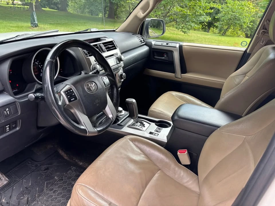 2011 Toyota 4Runner 5th Gen - Image 5 of 6