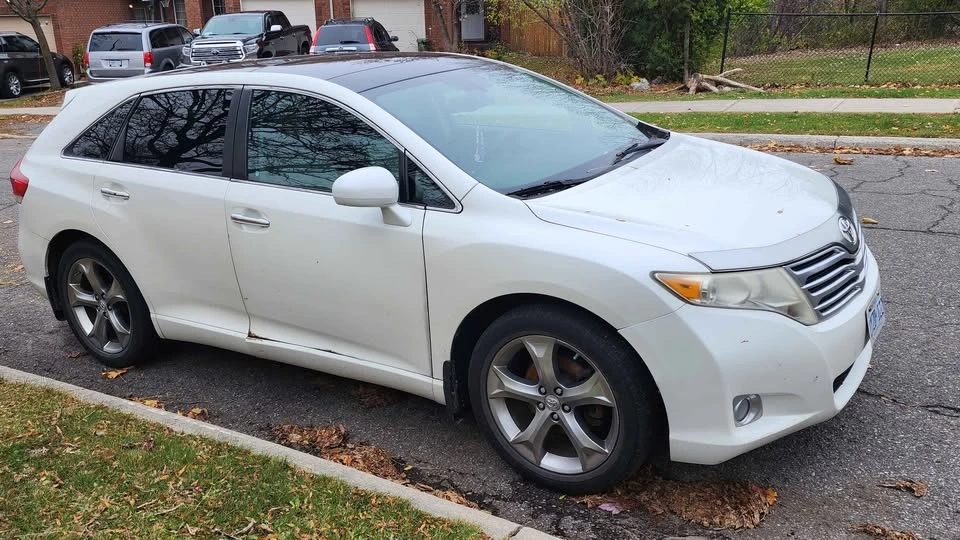 2011 Toyota Venza - Image 5 of 10