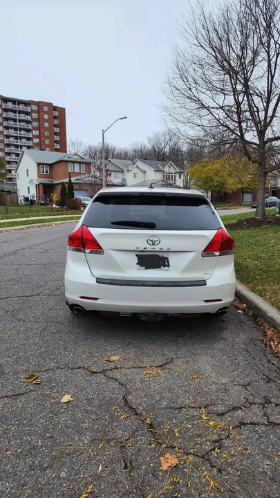 2011 Toyota Venza - Image 8 of 10