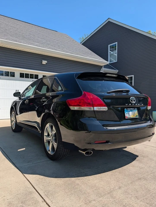 2011 Toyota Venza - Image 6 of 9