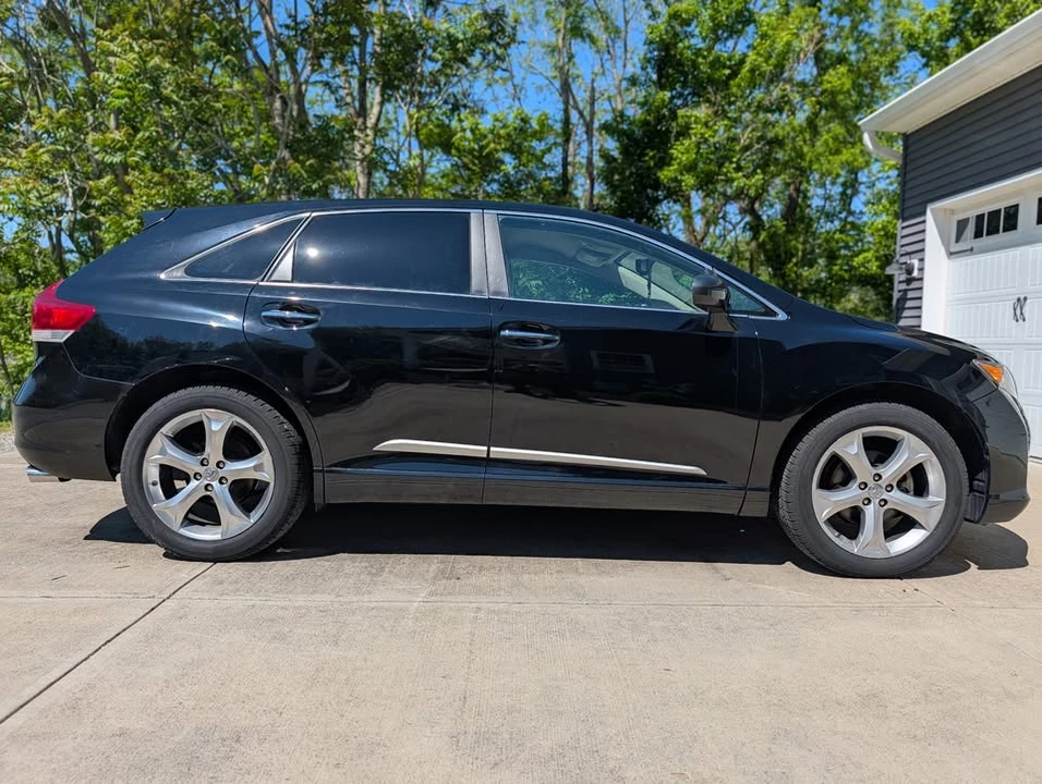 2011 Toyota Venza - Image 4 of 9