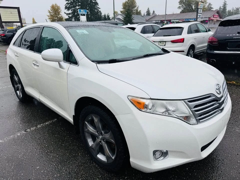 2011 Toyota Venza - Image 3 of 17