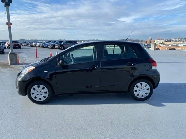 2011 Toyota Yaris - Image 6 of 9