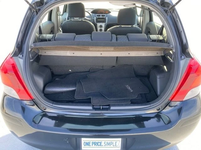 2011 Toyota Yaris - Image 8 of 9