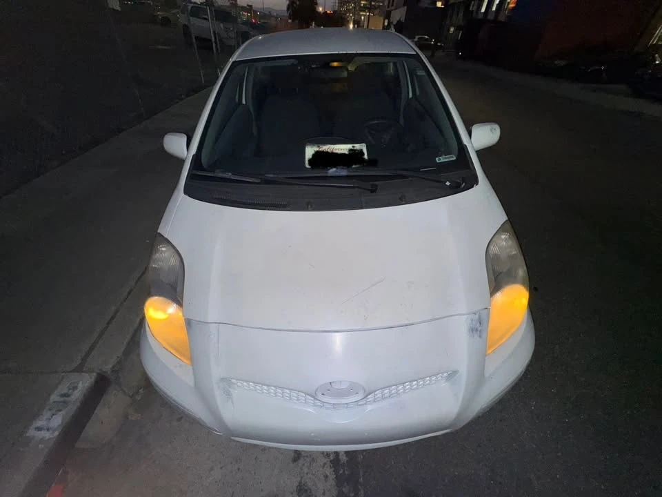 2011 Toyota Yaris - Image 5 of 11