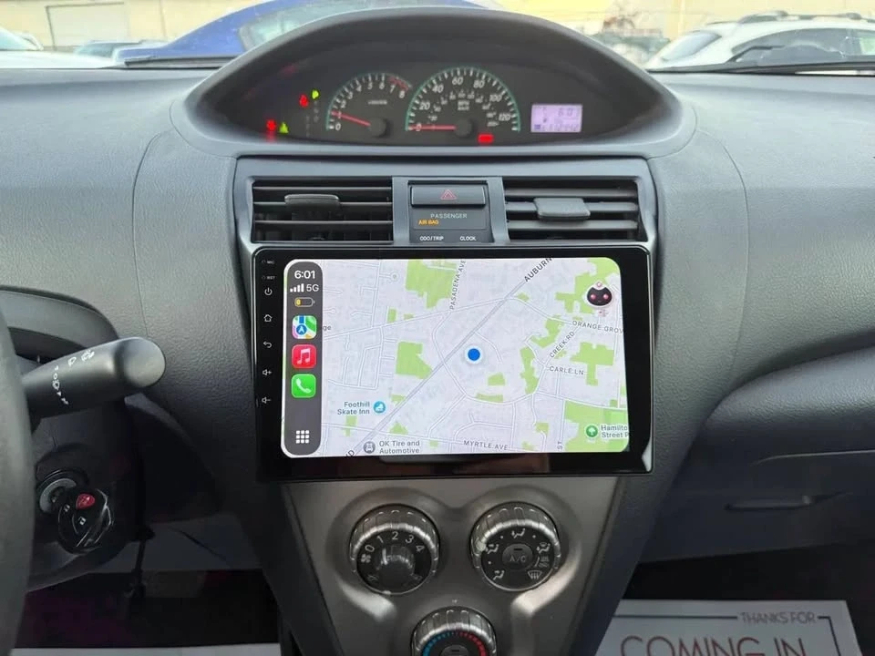 2011 Toyota Yaris - Image 12 of 20