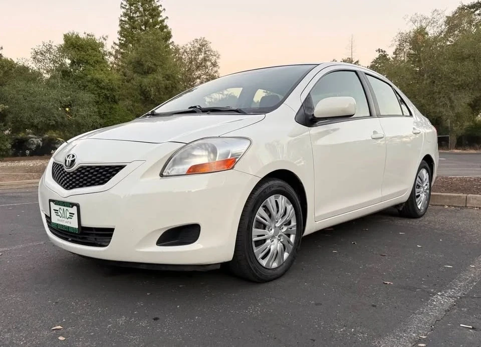 2011 Toyota Yaris - Image 4 of 20