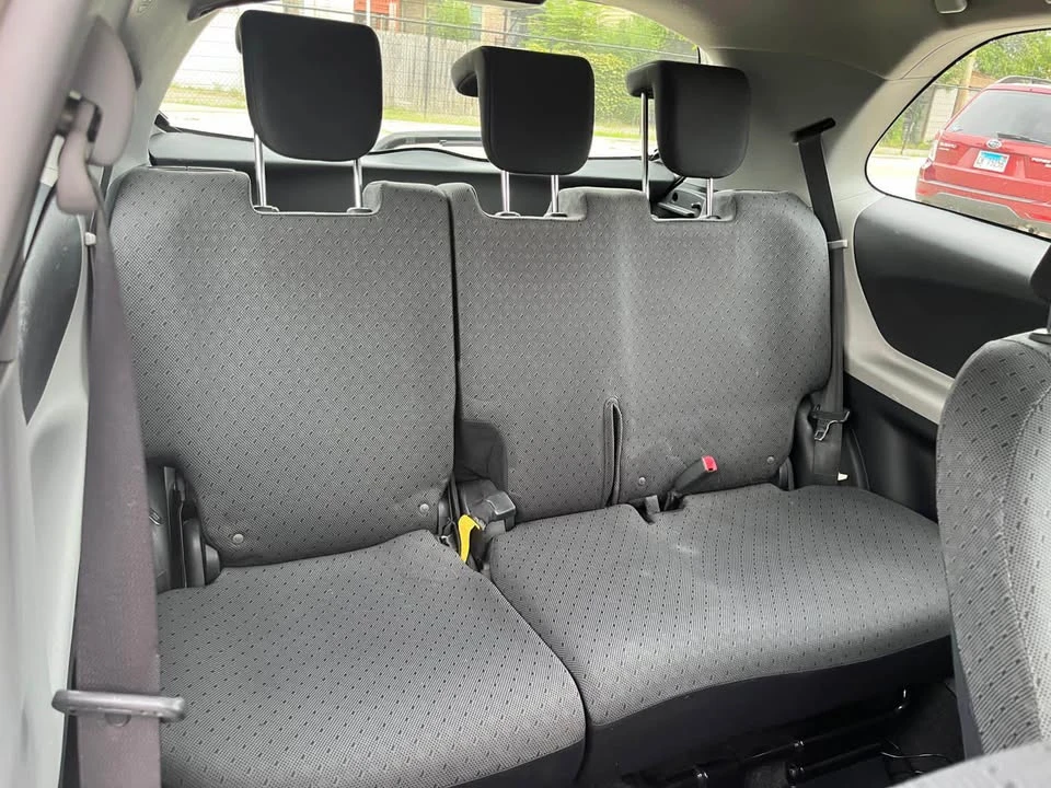 2011 Toyota Yaris - Image 7 of 10