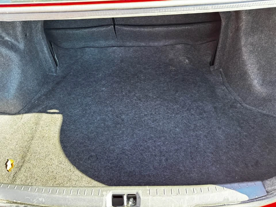 2011 Toyota Yaris - Image 4 of 8
