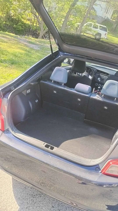 2011 Scion tC - Image 6 of 10