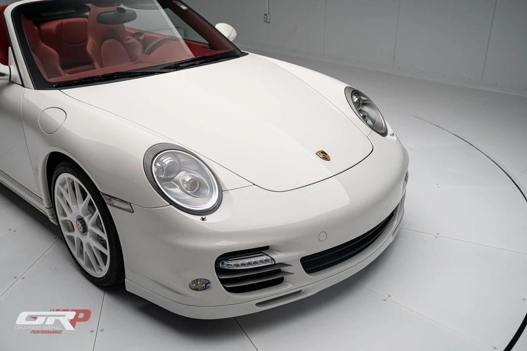 2011 Porsche 997 Turbo - Image 10 of 31