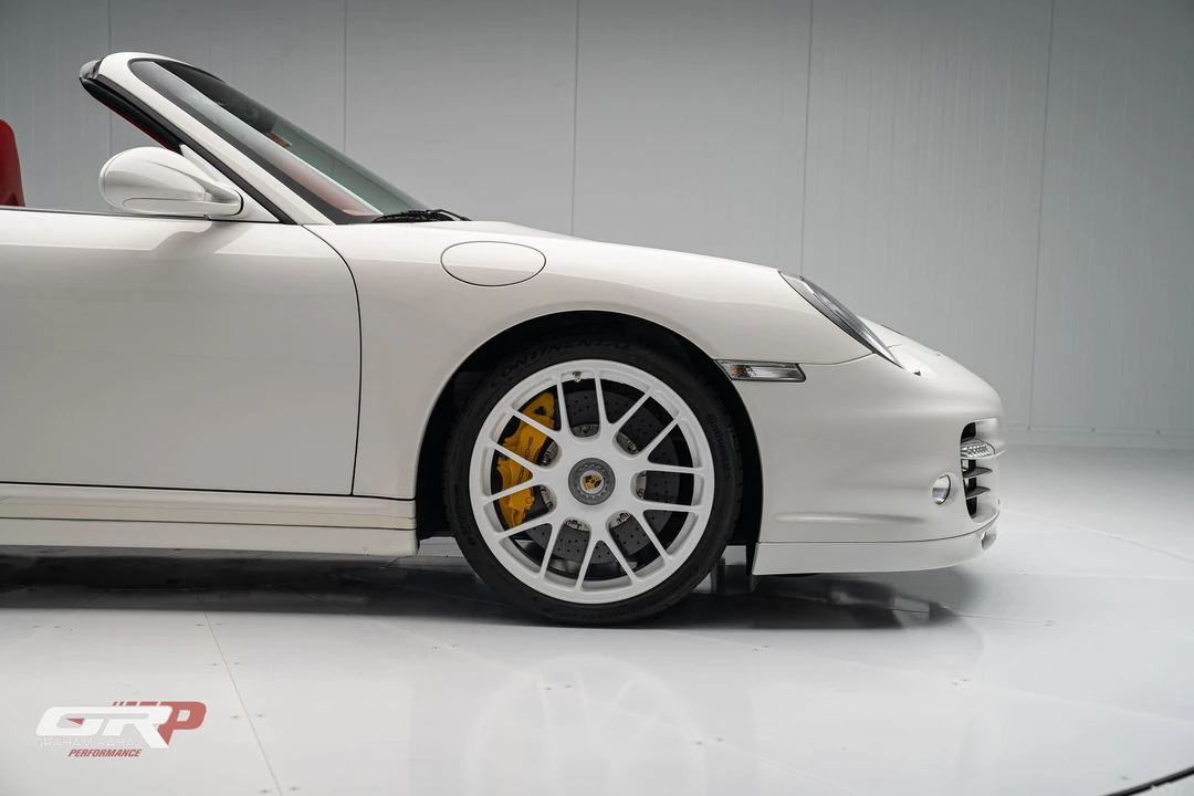 2011 Porsche 997 Turbo - Image 13 of 31