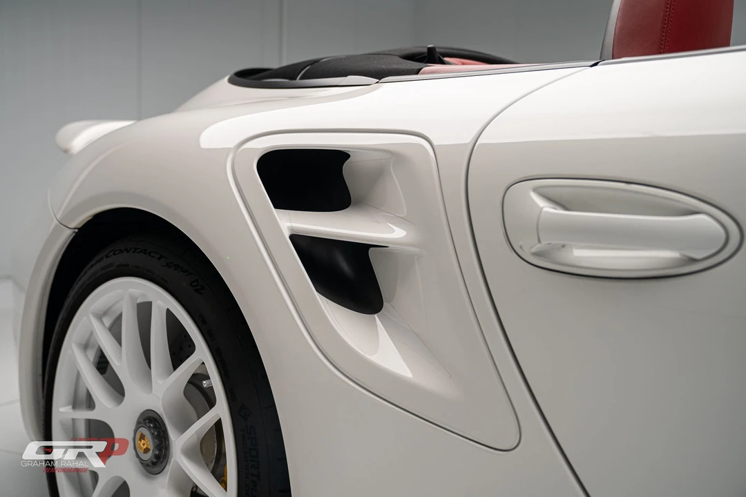 2011 Porsche 997 Turbo - Image 16 of 31