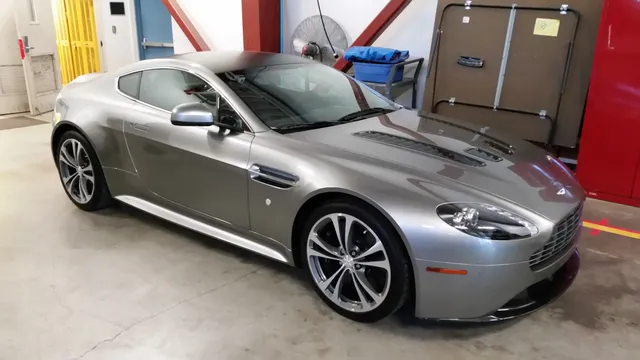 2011 Aston Martin V12 Vantage