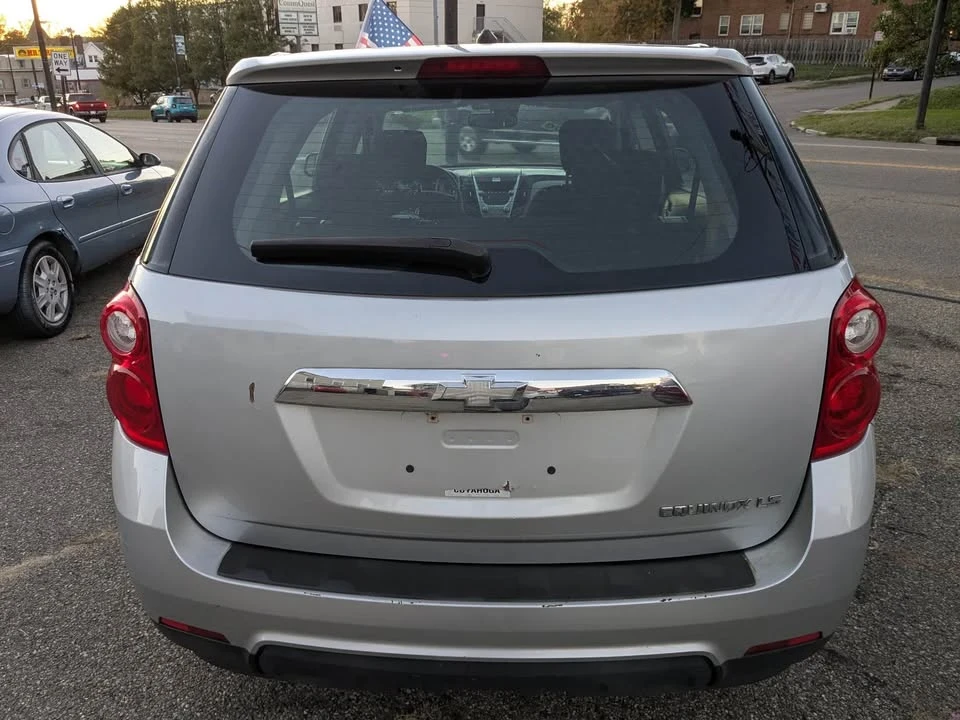 2011 Chevrolet Equinox - Image 5 of 8