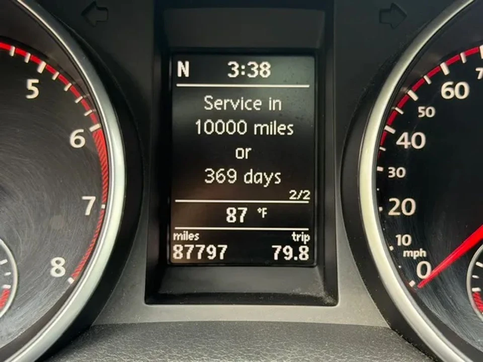 2011 Volkswagen GTI Mk6 - Image 18 of 31