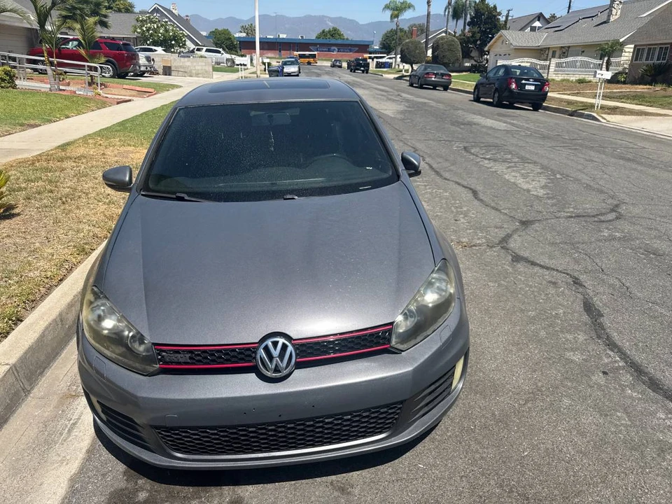 2011 Volkswagen GTI Mk6 - Image 3 of 4