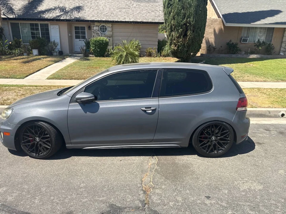2011 Volkswagen GTI Mk6 - Image 4 of 4